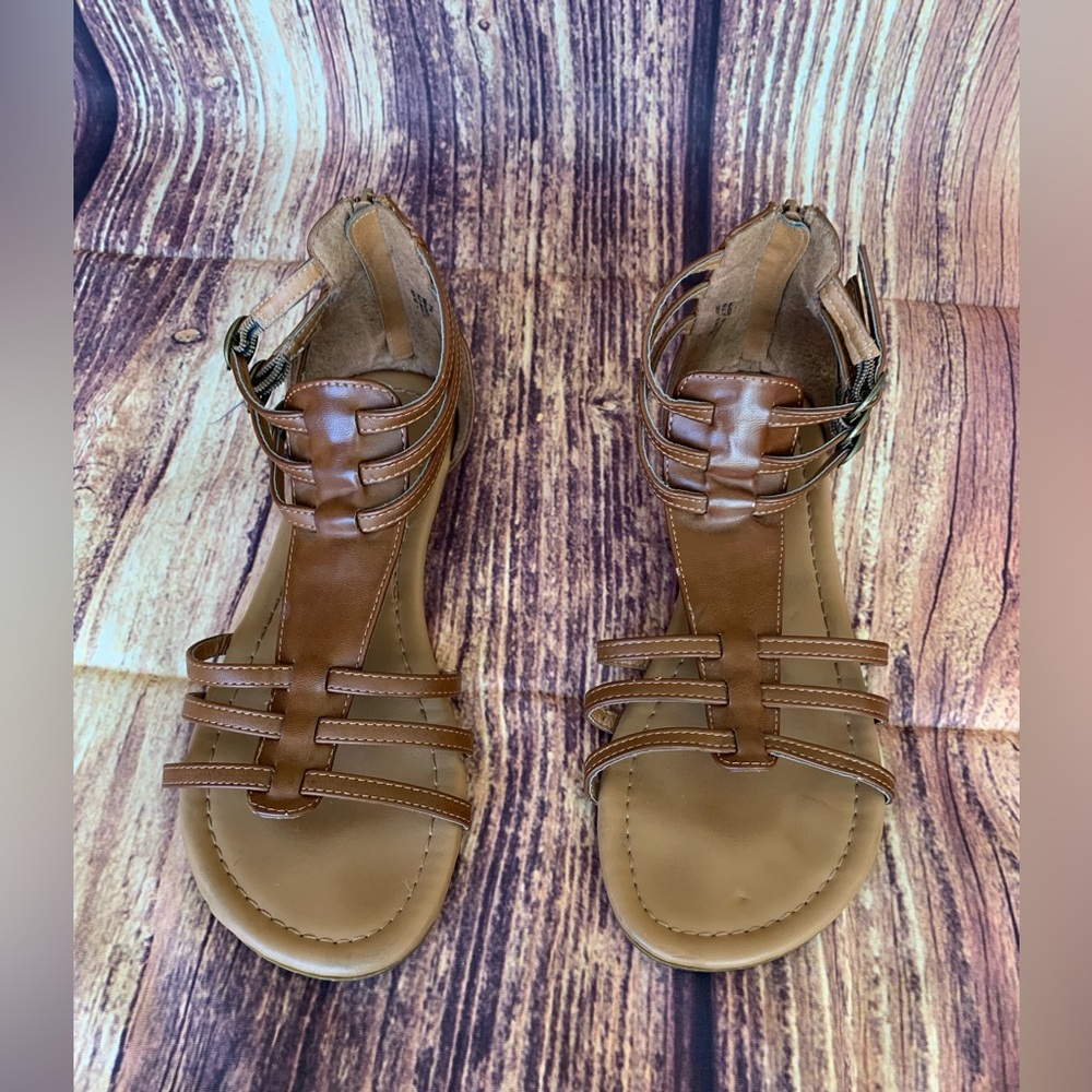 Rampage Women's Open Toe Back Zippered Brown Gladiator Sandals Size: 7.5